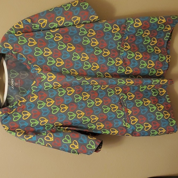 Jockey Scub Women's Top overlap V- Neck Pullover Gray w/ Peace Heart Print - Picture 3 of 7
